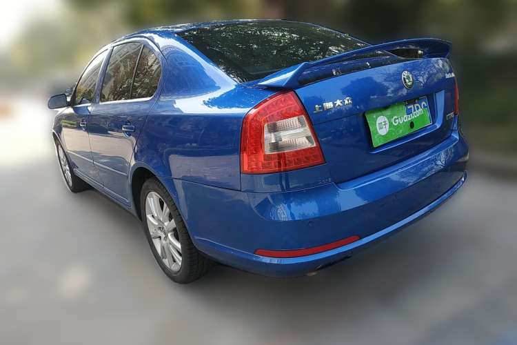 Used Skoda Octavia 2010 2.0 TSI RS Rear Left 45 Deg