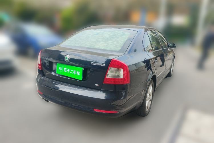 Used Skoda Octavia 2010 1.4TSI DSG Yijun Edition Rear Right 45 Deg