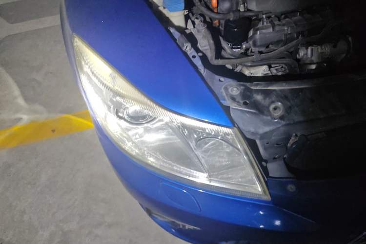 Used Skoda Octavia 2010 2.0 TSI RS Right Front Headlight