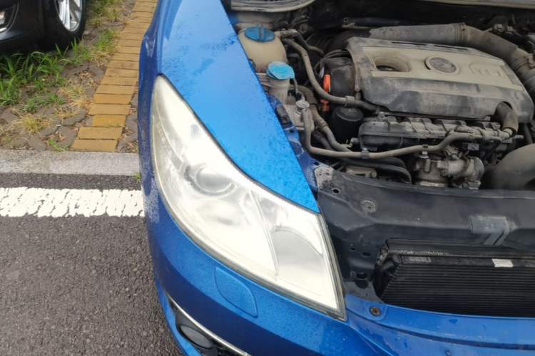 Used Skoda Octavia 2010 2.0 TSI RS Right Front Headlight