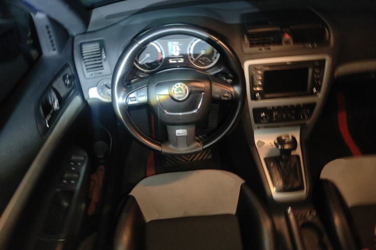 Used Skoda Octavia 2010 2.0 TSI RS Steering Wheel