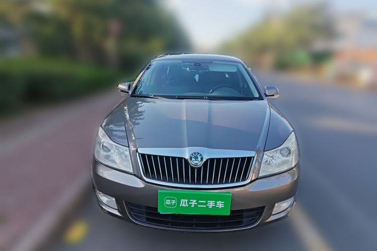 Used Skoda Octavia 2010 1.6L Manual - Yijun Version Front