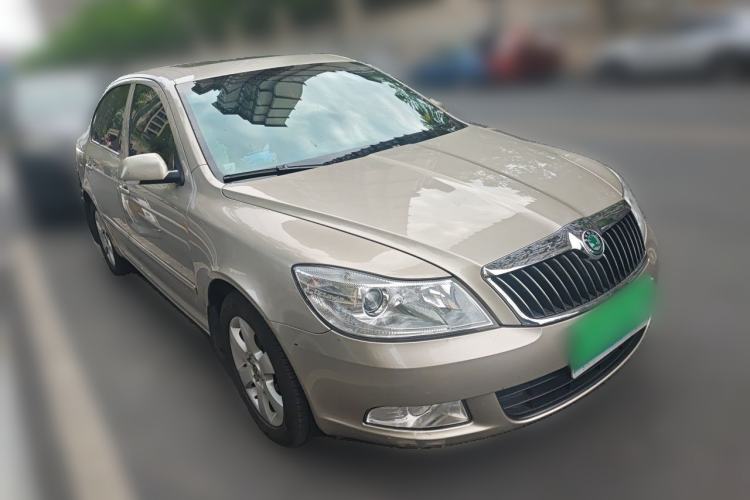 Used Skoda Octavia 2010 1.4 TSI Manual Yijun Edition Front Right 45 Deg