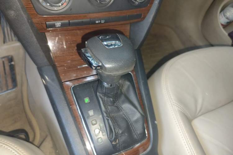 Used Skoda Octavia 2010 1.4TSI DSG Yijun Edition Gear Lever