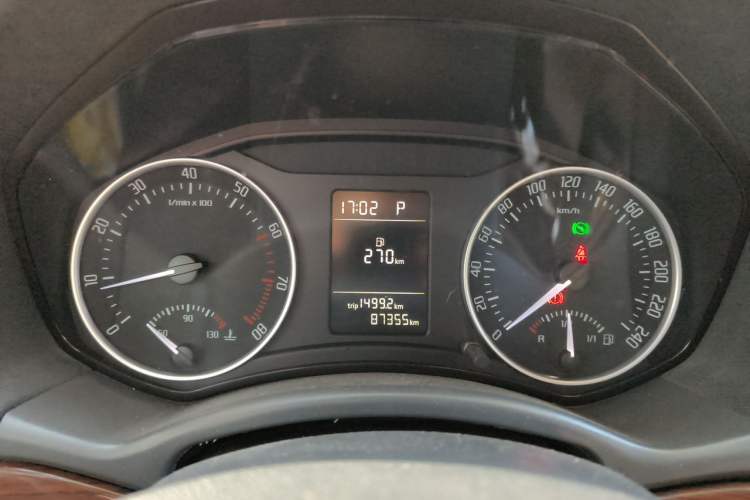 Used Skoda Octavia 2010 1.6L Automatic Yijun Edition Instrument Cluster