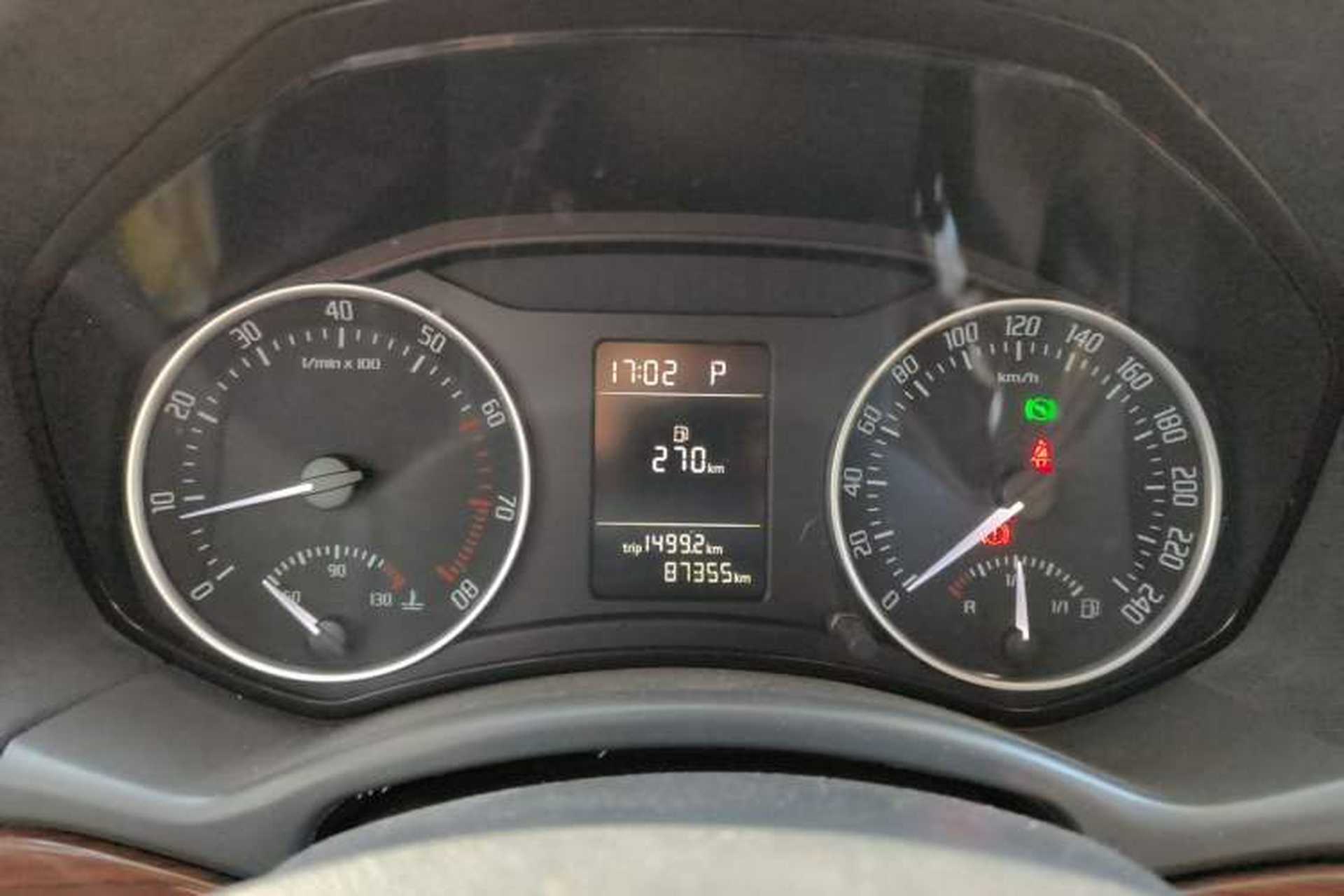 Used Skoda Octavia 2010 1.6L Automatic Yijun Edition Instrument Cluster