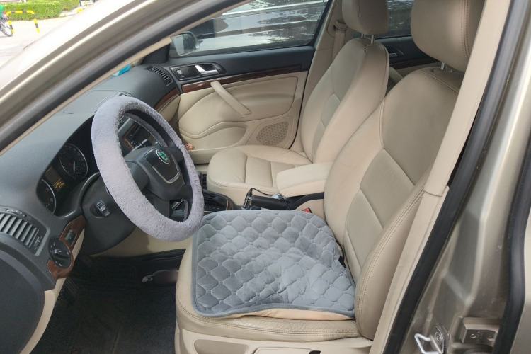 Used Skoda Octavia 2010 1.6L Automatic Yijun Edition Left Front Seat