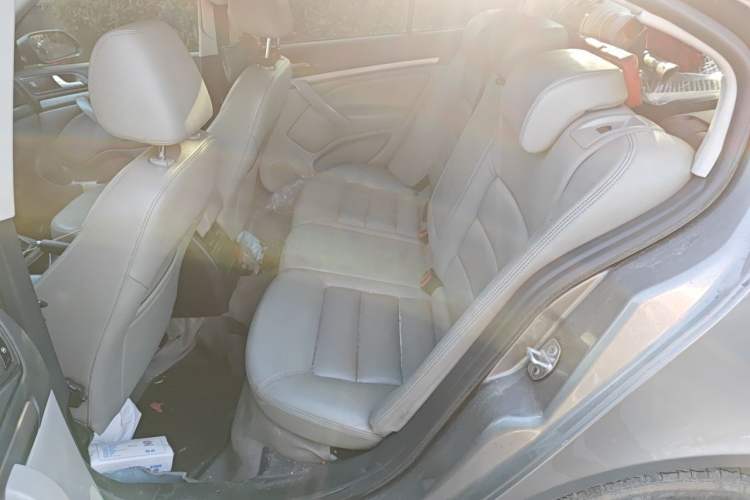 Used Skoda Octavia 2010 1.6L Manual - Yijun Version Left Rear Seat