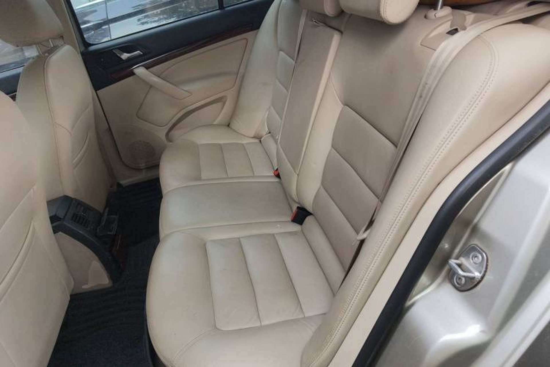 Used Skoda Octavia 2010 1.6L Automatic Yijun Edition Left Rear Seat
