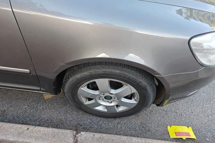 Used Skoda Octavia 2010 1.6L Manual - Yijun Version Right Front Wheel Hub