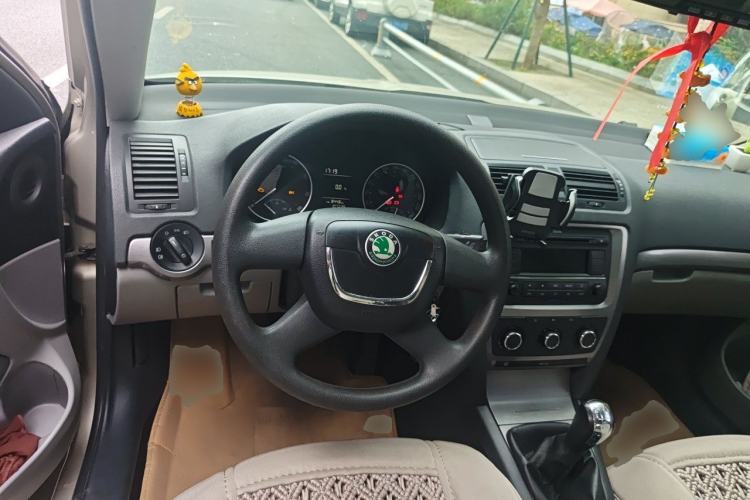 Used Skoda Octavia 2010 1.4 TSI Manual Yijun Edition Steering Wheel