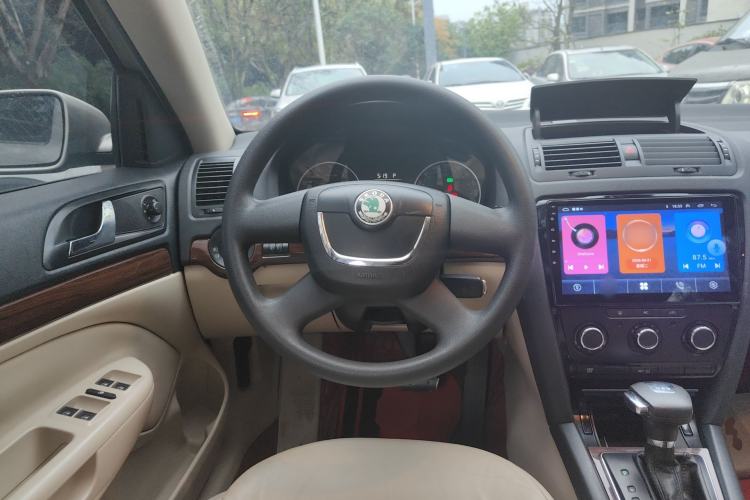 Used Skoda Octavia 2010 1.4TSI DSG Yijun Edition Steering Wheel