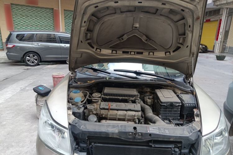 Used Skoda Octavia 2010 1.6L Manual Eado Edition Engine Bay Right
