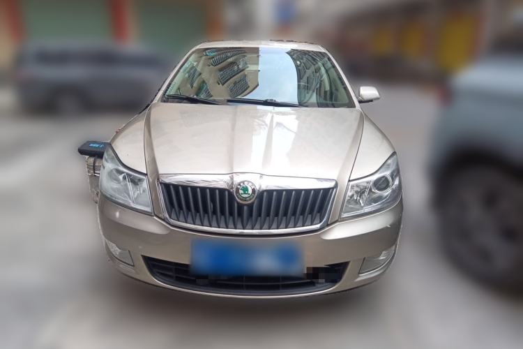 Used Skoda Octavia 2010 1.6L Manual Eado Edition Front