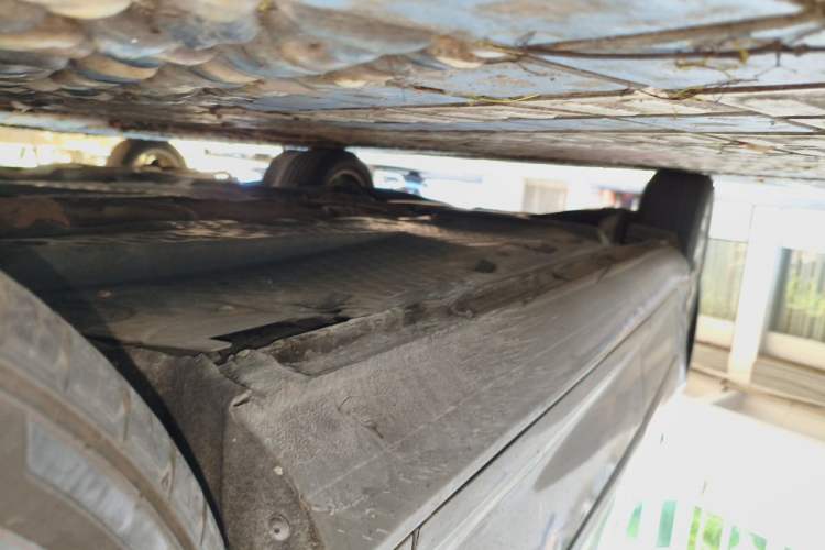 Used Skoda Octavia 2010 2.0L Automatic Yijun Edition Chassis Front Right
