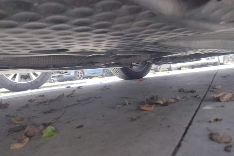 Used Skoda Octavia 2010 1.6L Automatic Eado Edition Chassis Front Right