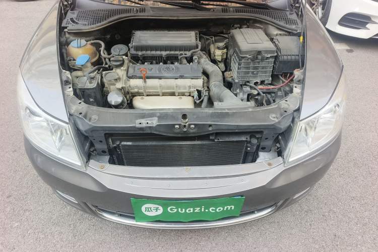 Used Skoda Octavia 2010 1.6L Automatic Eado Edition Engine Bay