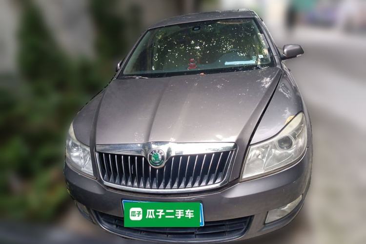 Used Skoda Octavia 2010 1.6L Manual - Yijun Version Front