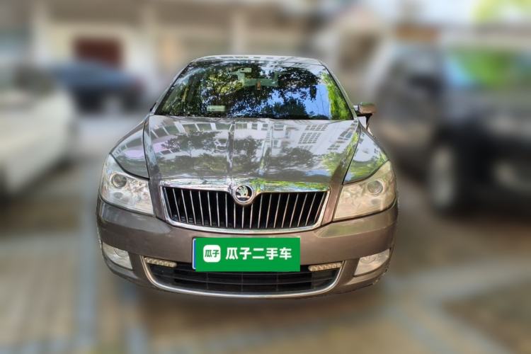 Used Skoda Octavia 2010 2.0L Automatic Yijun Edition Front