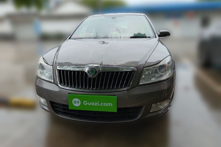 Used Skoda Octavia 2010 2.0L Automatic Yijun Edition Front