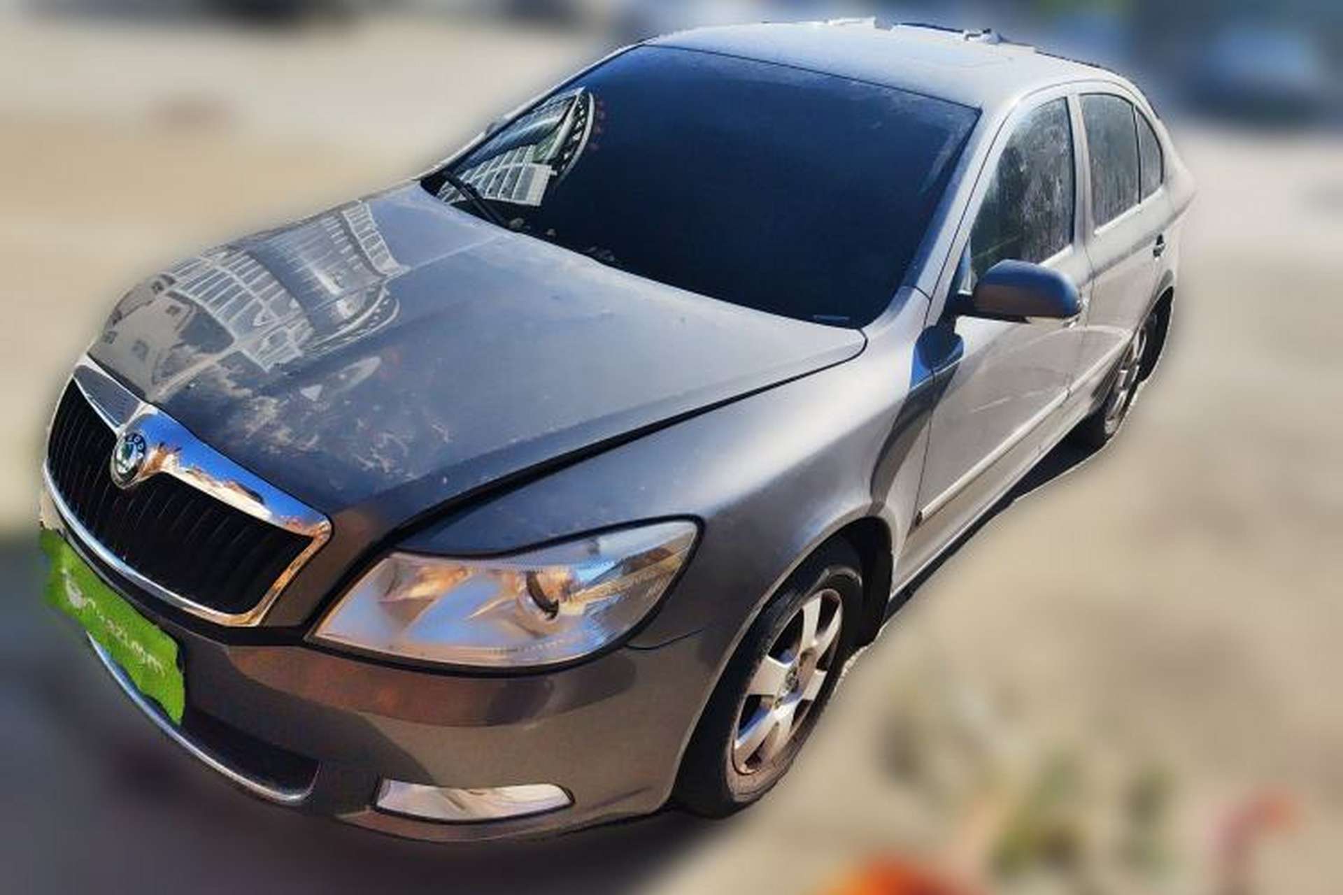 Used Skoda Octavia 2010 1.6L Automatic Yijun Edition Front Left 45 Deg