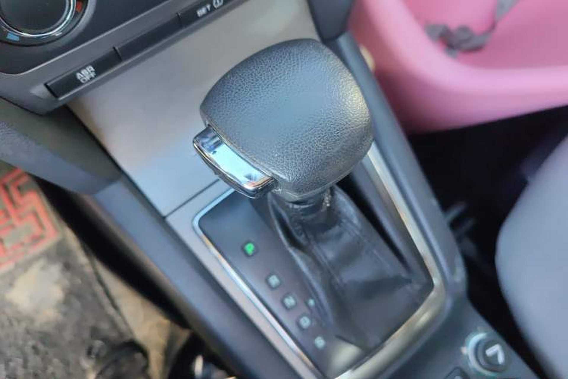 Used Skoda Octavia 2010 1.6L Automatic Yijun Edition Gear Lever