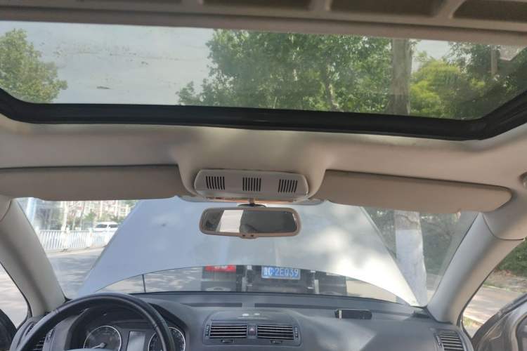 Used Skoda Octavia 2010 1.6L Automatic Yijun Edition Headliner
