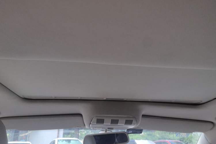 Used Skoda Octavia 2010 1.6L Automatic Eado Edition Headliner