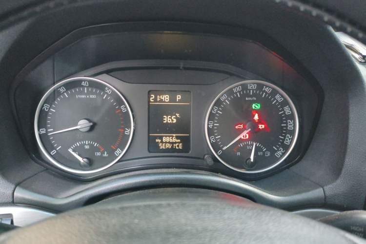 Used Skoda Octavia 2010 2.0L Automatic Yijun Edition Instrument Cluster