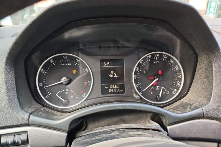 Used Skoda Octavia 2010 1.4 TSI Manual Yijun Edition Instrument Cluster
