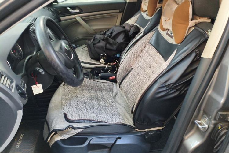 Used Skoda Octavia 2010 2.0L Automatic Yijun Edition Left Front Seat