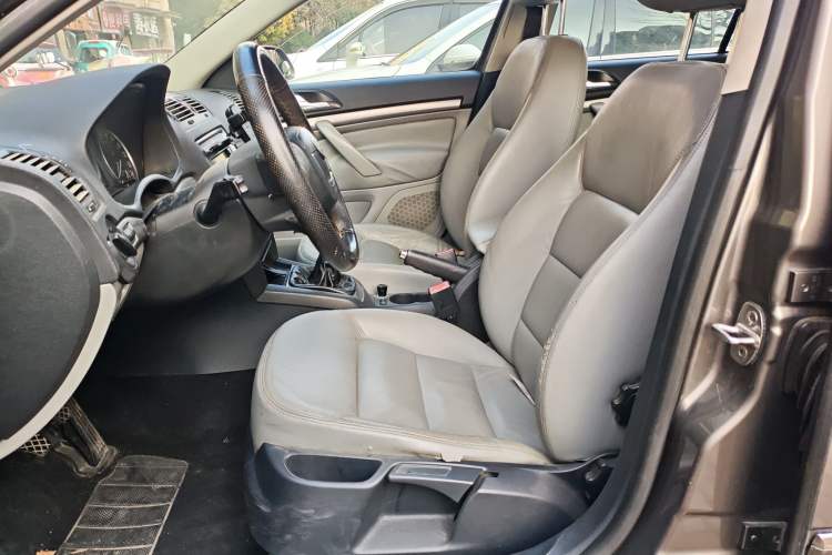 Used Skoda Octavia 2010 1.4 TSI Manual Yijun Edition Left Front Seat