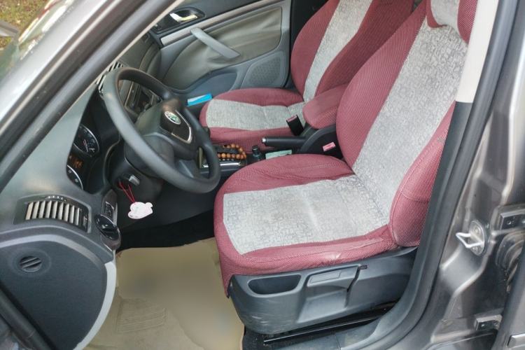 Used Skoda Octavia 2010 1.6L Automatic Eado Edition Left Front Seat