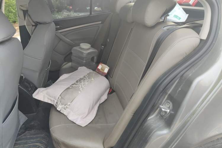 Used Skoda Octavia 2010 1.6L Automatic Yijun Edition Left Rear Seat