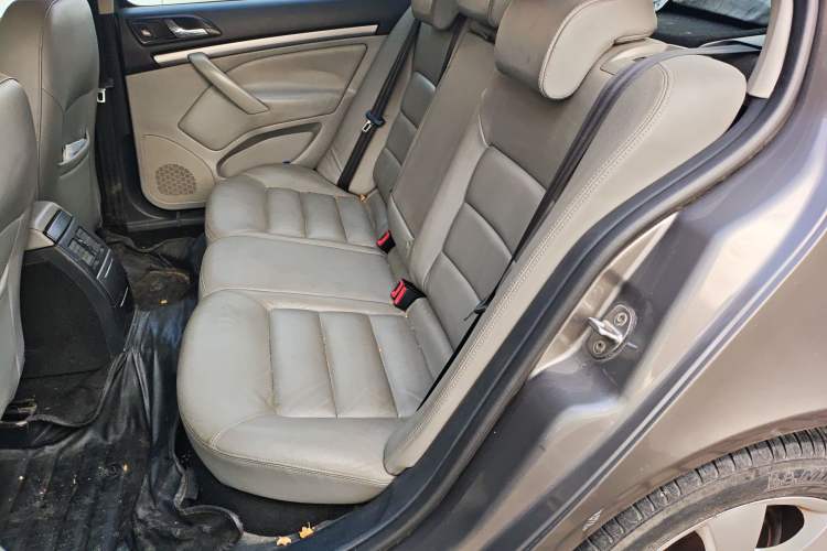 Used Skoda Octavia 2010 1.4 TSI Manual Yijun Edition Left Rear Seat