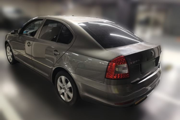 Used Skoda Octavia 2010 1.4TSI DSG Yijun Edition Rear Left 45 Deg