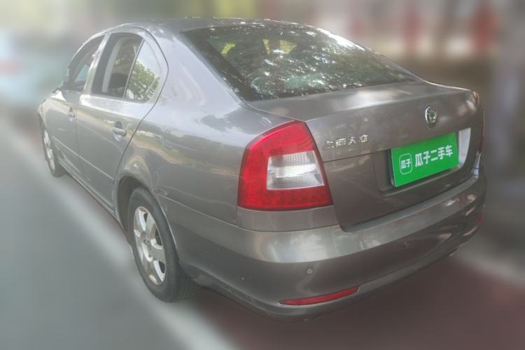 Used Skoda Octavia 2010 1.6L Automatic Eado Edition Rear Left 45 Deg