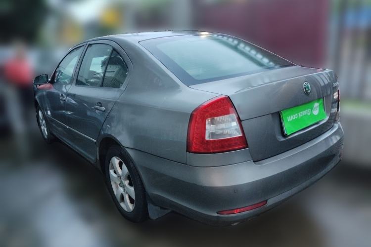 Used Skoda Octavia 2010 1.4TSI DSG Yijun Edition Rear Left 45 Deg