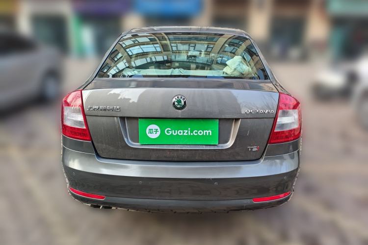 Used Skoda Octavia 2010 1.4 TSI Manual Yijun Edition Rear