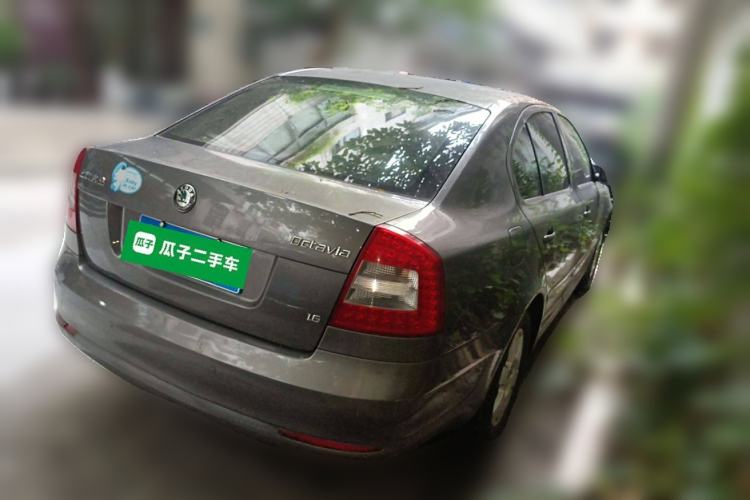 Used Skoda Octavia 2010 1.6L Manual - Yijun Version Rear Right 45 Deg