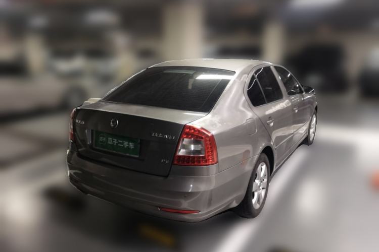 Used Skoda Octavia 2010 1.4TSI DSG Yijun Edition Rear Right 45 Deg