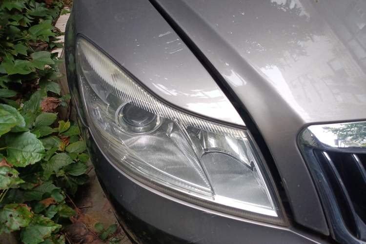 Used Skoda Octavia 2010 1.6L Manual - Yijun Version Right Front Headlight