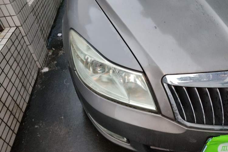 Used Skoda Octavia 2010 1.4TSI DSG Yijun Edition Right Front Headlight