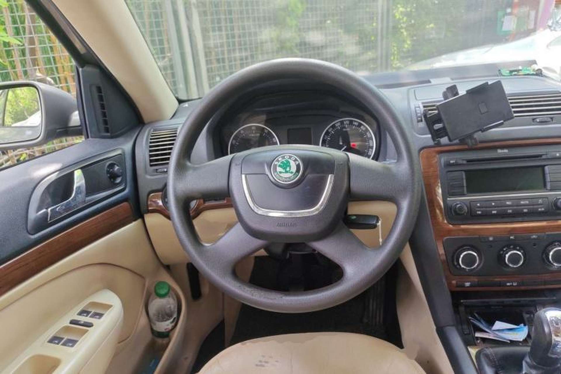 Used Skoda Octavia 2010 1.6L Manual Eado Edition Steering Wheel