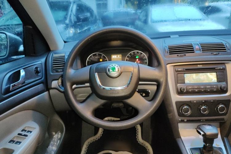 Used Skoda Octavia 2010 1.4TSI DSG Yijun Edition Steering Wheel