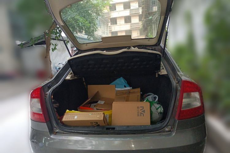 Used Skoda Octavia 2010 1.6L Manual - Yijun Version Trunk
