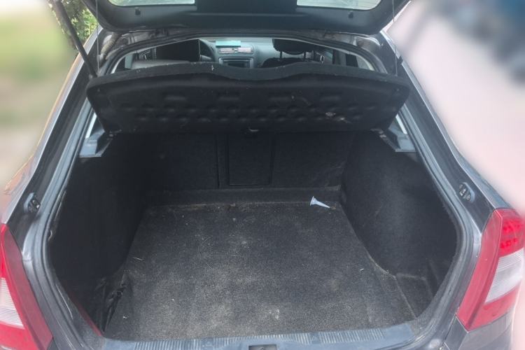 Used Skoda Octavia 2010 1.6L Manual - Yijun Version Trunk