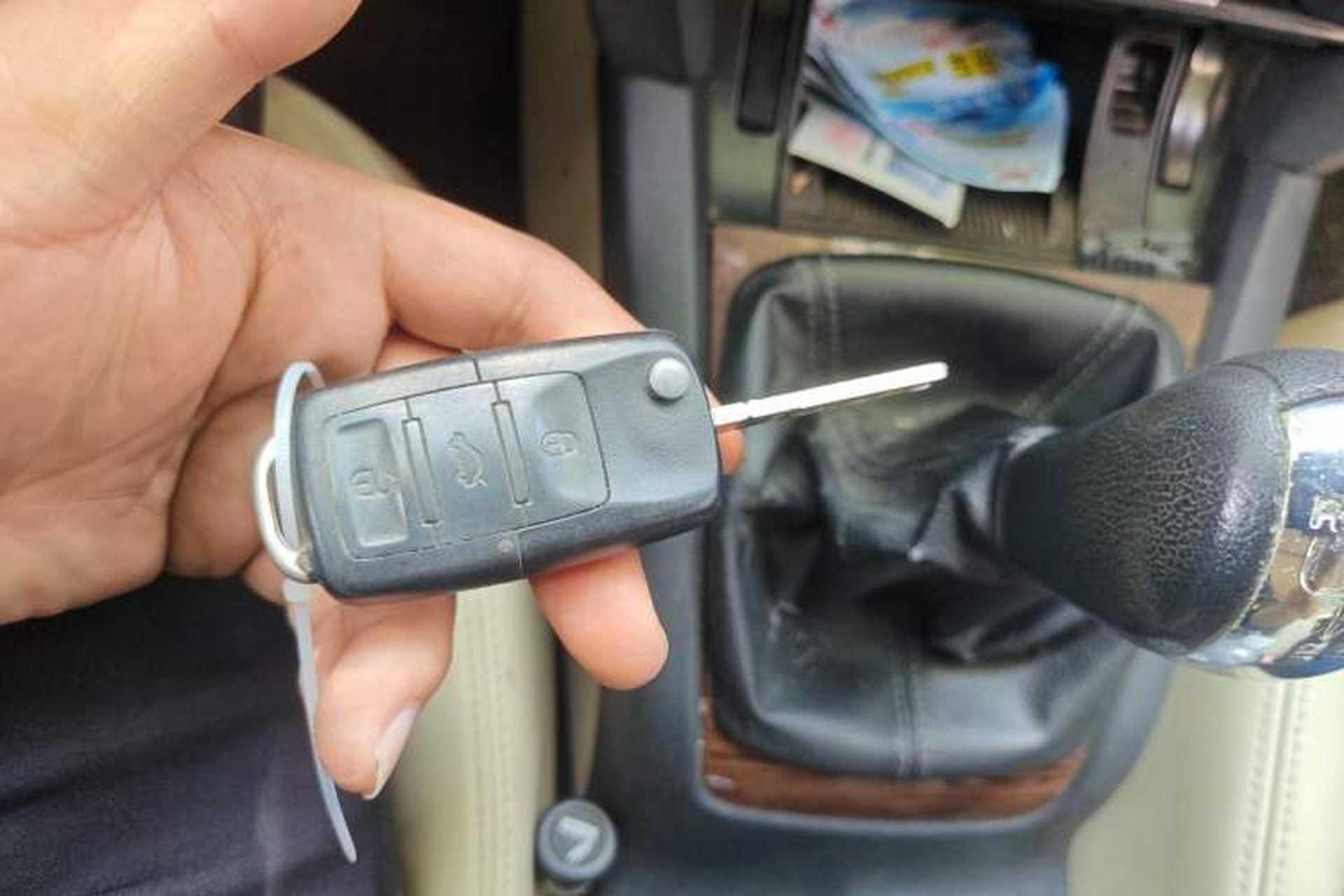 Used Skoda Octavia 2010 1.6L Manual Eado Edition Vehicle Key