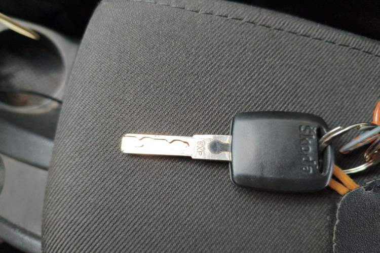 Used Skoda Octavia 2010 2.0L Automatic Yijun Edition Vehicle Key