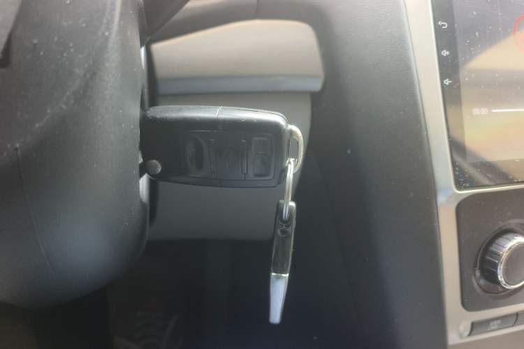 Used Skoda Octavia 2010 1.6L Automatic Eado Edition Vehicle Key